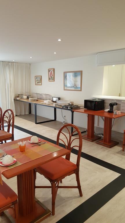 Hotel Le Galoubet Villeneuve-Loubet Eksteriør billede