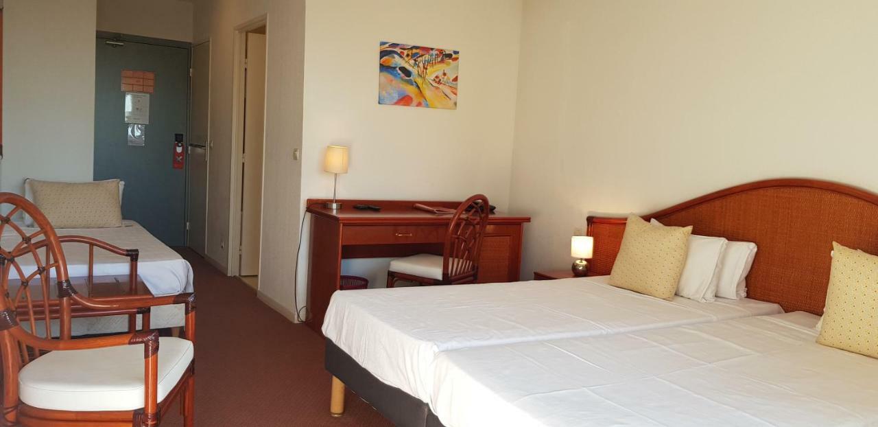 Hotel Le Galoubet Villeneuve-Loubet Eksteriør billede