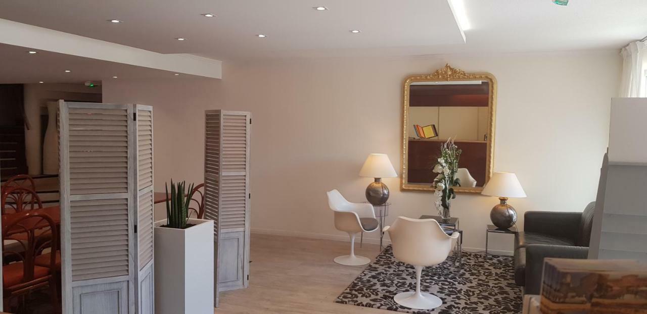 Hotel Le Galoubet Villeneuve-Loubet Eksteriør billede